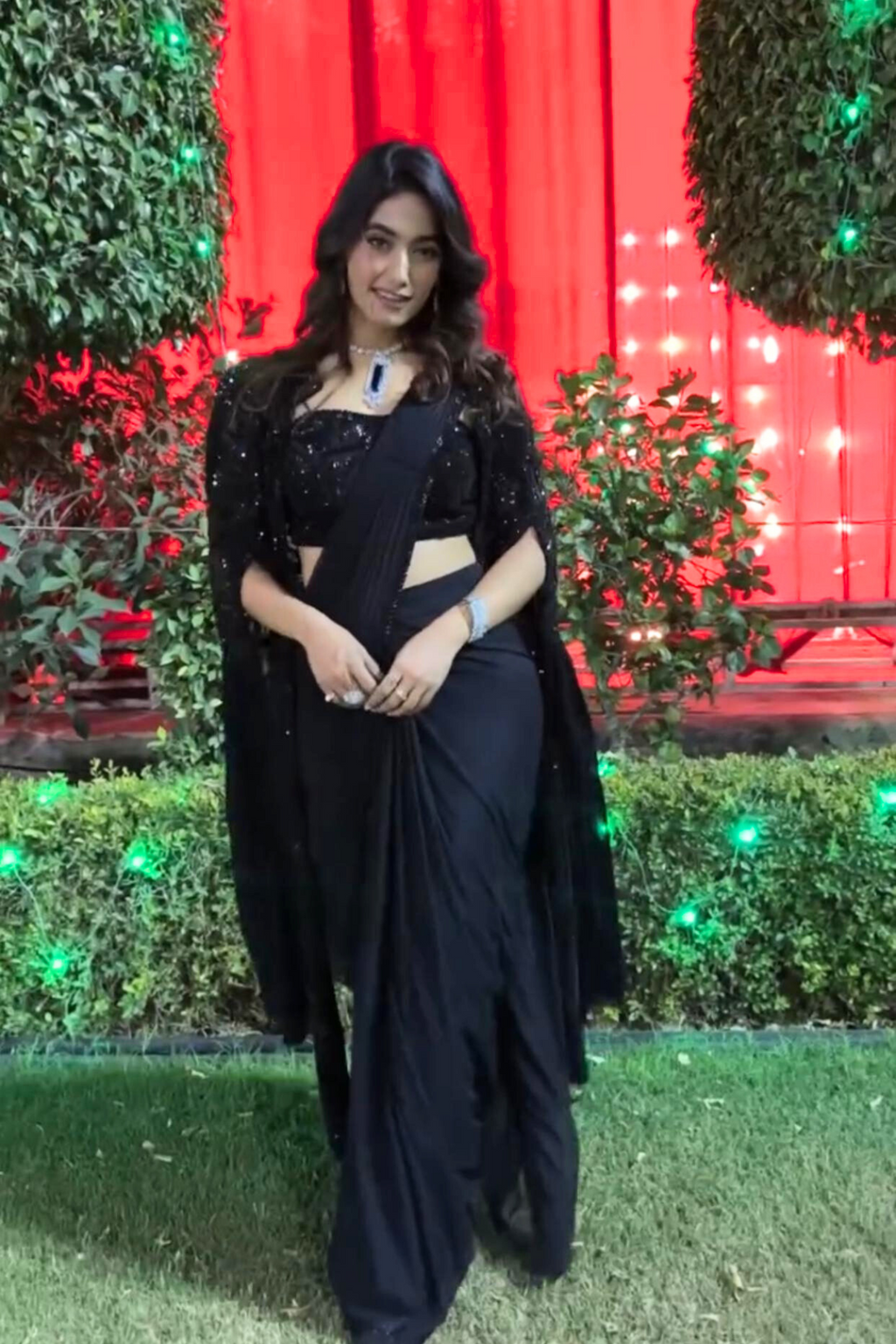 Saavi Drape Saree Set