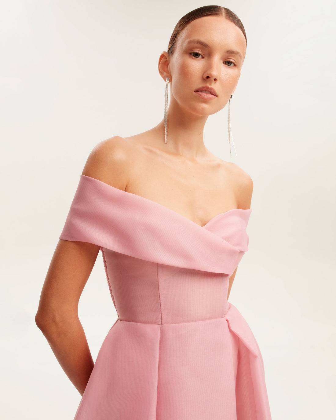 Sophisticated Off-The-Shoulder Maxi Dress
