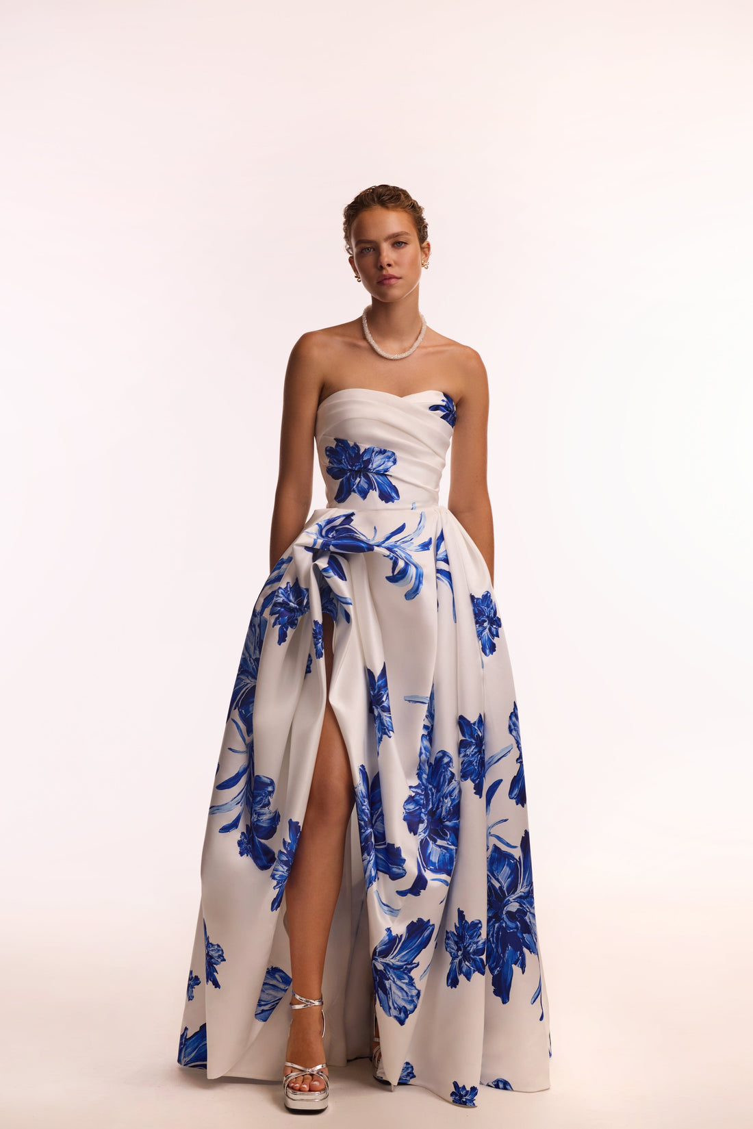 Summer Soirée White Sweetheart Maxi Dress